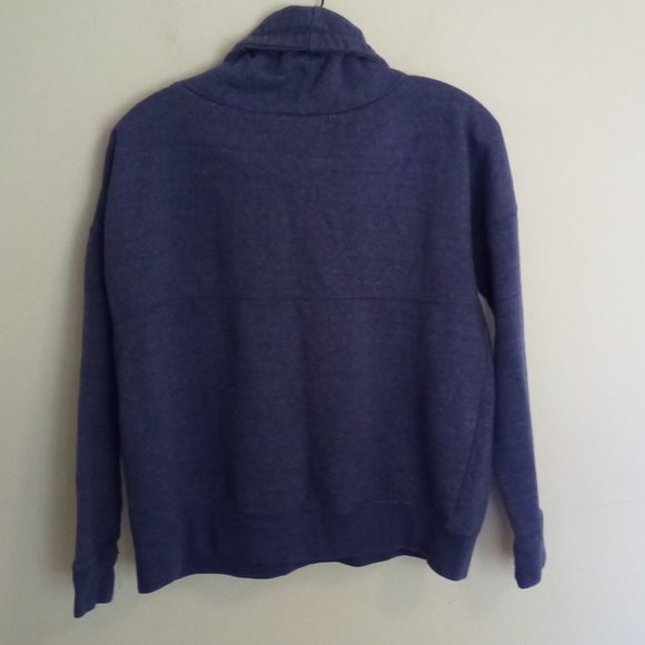 Heather blue fleece pullover - Picture 2 of 3